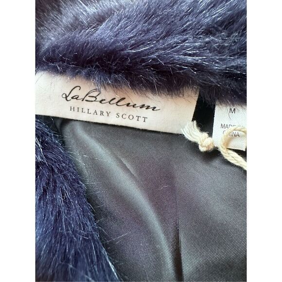 La Bellum Hillary Scott Faux Fur Vest Open Front medium navy blue beaded - Picture 5 of 7